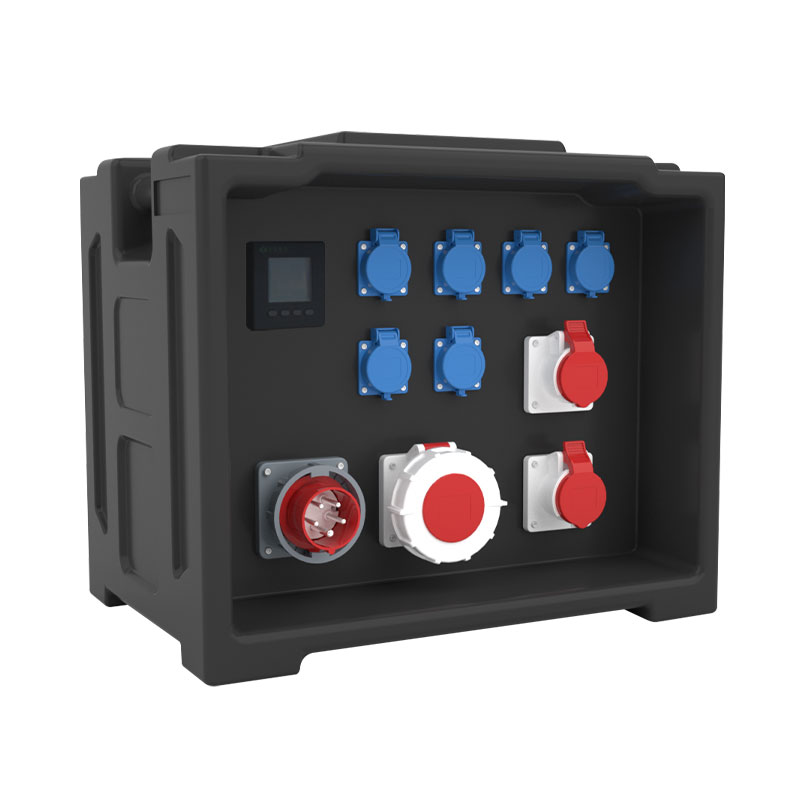 Caja de distribución de iluminación escénica PHLTD con múltiples tomas industriales y un enchufe industrial de 5 pines