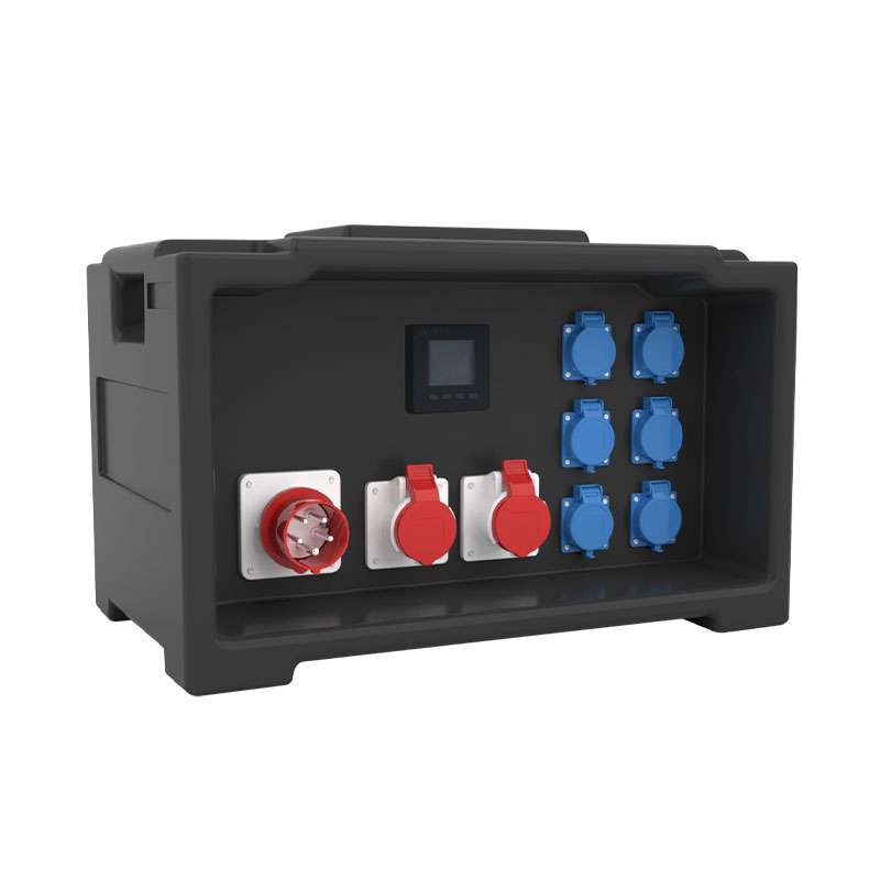 Caja de distribución para iluminación de escenario PHLTD equipada con 6 tomas estándar europeas, 2 tomas industriales y 1 enchufe industrial